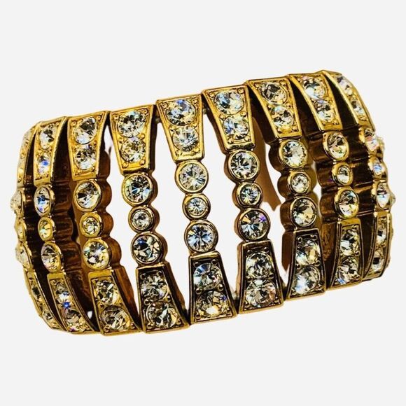 Vintage Shimmering Clear Rhinestone Sparkly Gold Tone Formal Stretch Bracelet - Picture 6 of 6